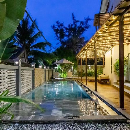 The Watermark Beachside Hotel Хойан Экстерьер фото