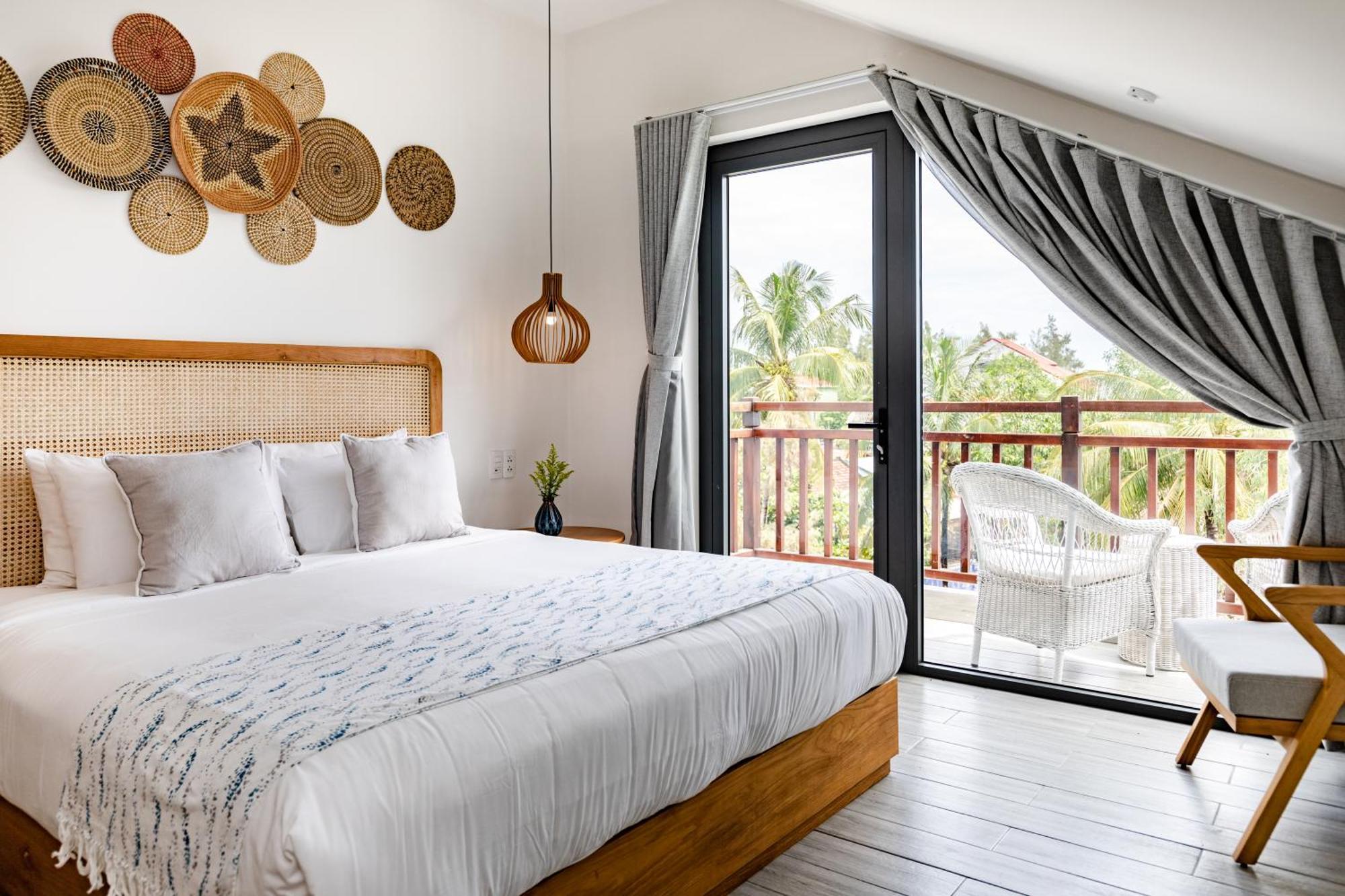 The Watermark Beachside Hotel Хойан Экстерьер фото
