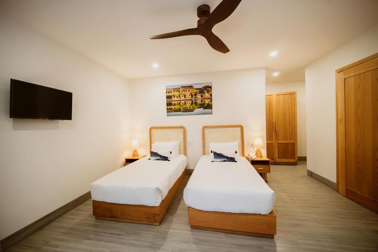The Watermark Beachside Hotel Хойан Экстерьер фото